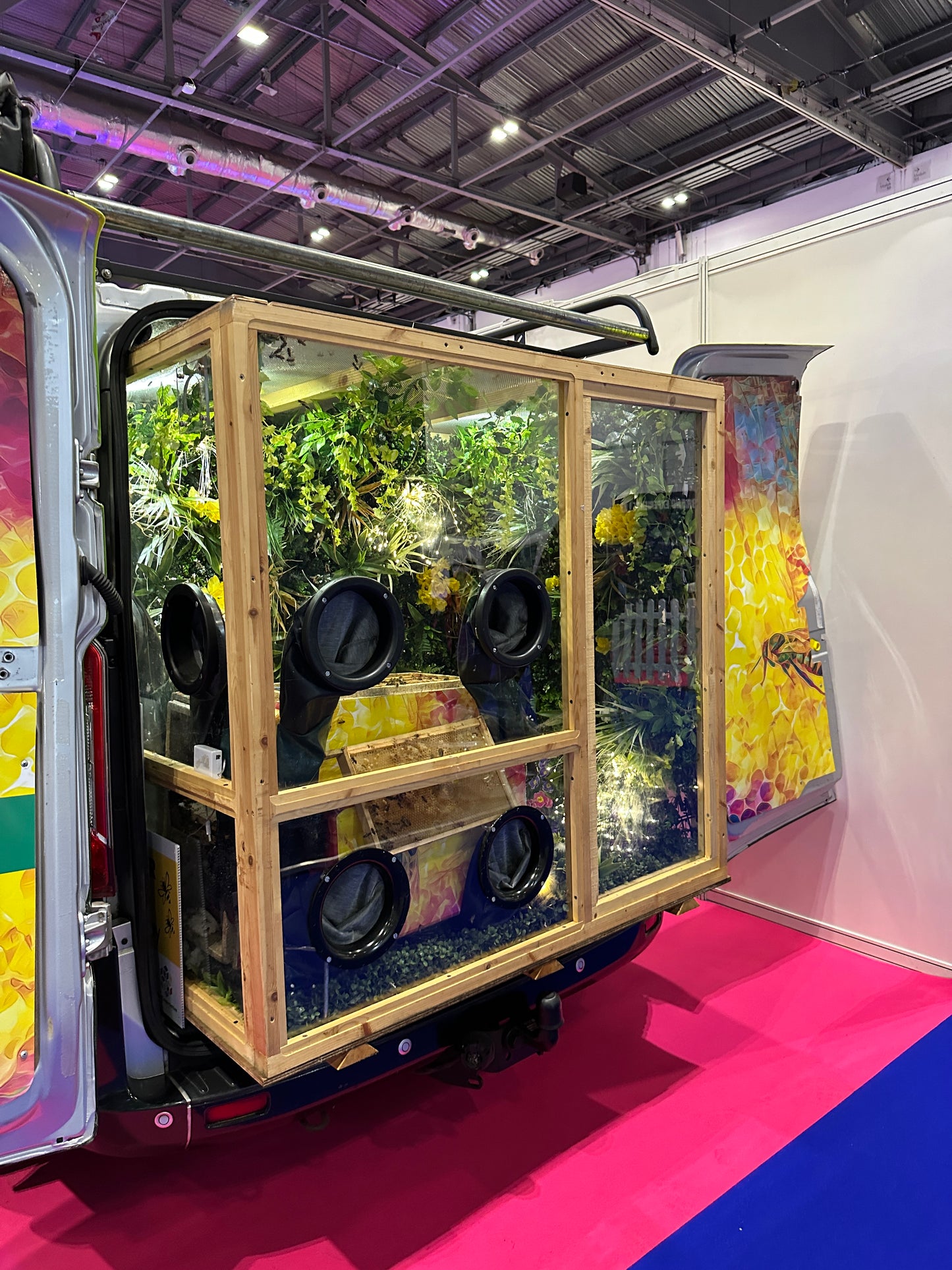 Mobile Beehive - Premium