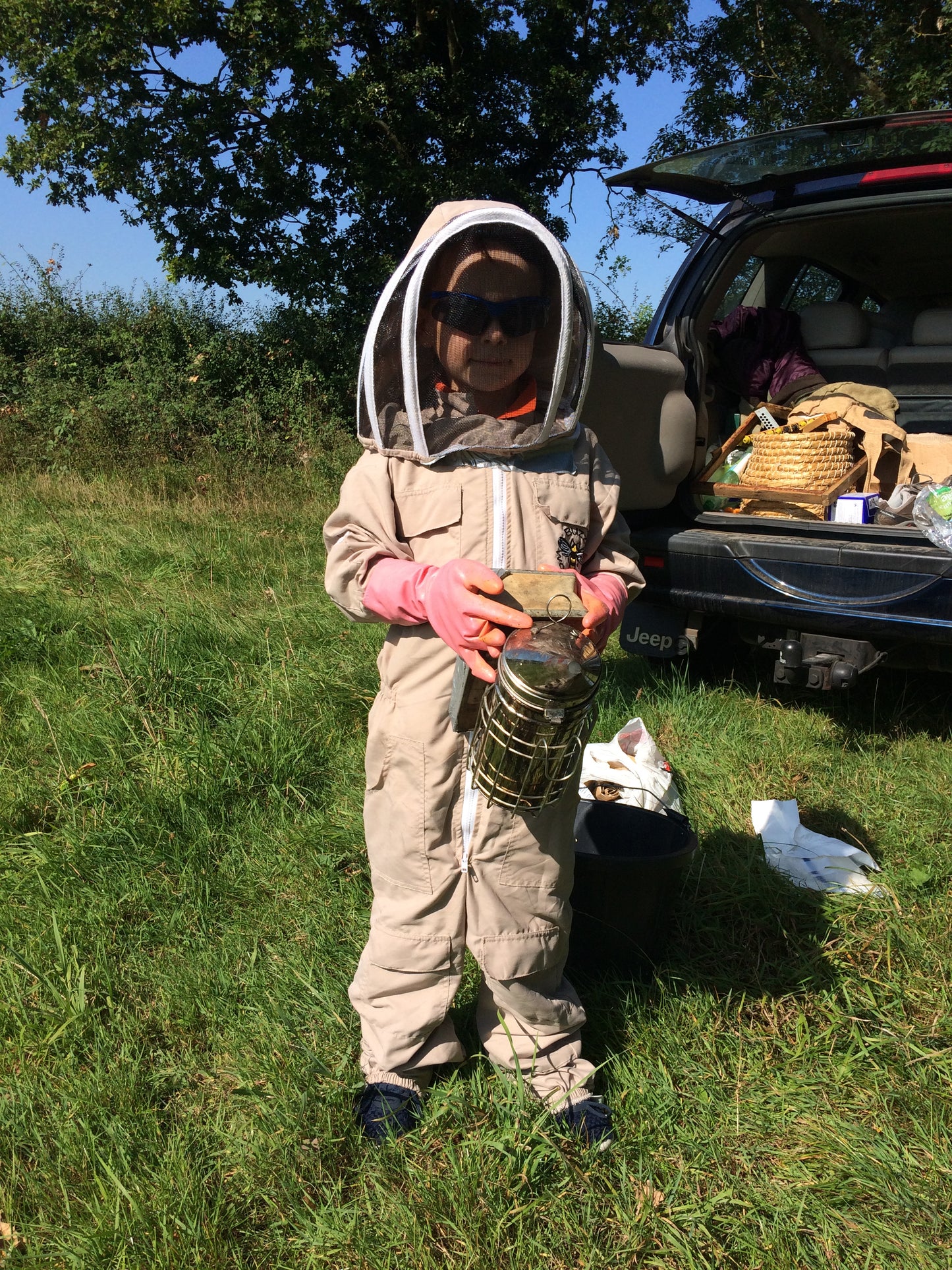 Branded Beehive – Site Visit, Consultation & Bespoke Proposal (Fully Managed Service) Schools & Charities
